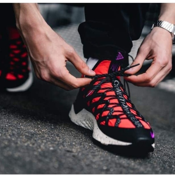 NIKE ACG React Terra Gobe Trail Running Shoe Bright Crimson BV6344-600 - Picture 1 of 16